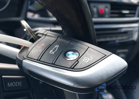 2016 BMW X1 xDrive28I из США, поврежденный, VIN WBXHT3C34G5E48133